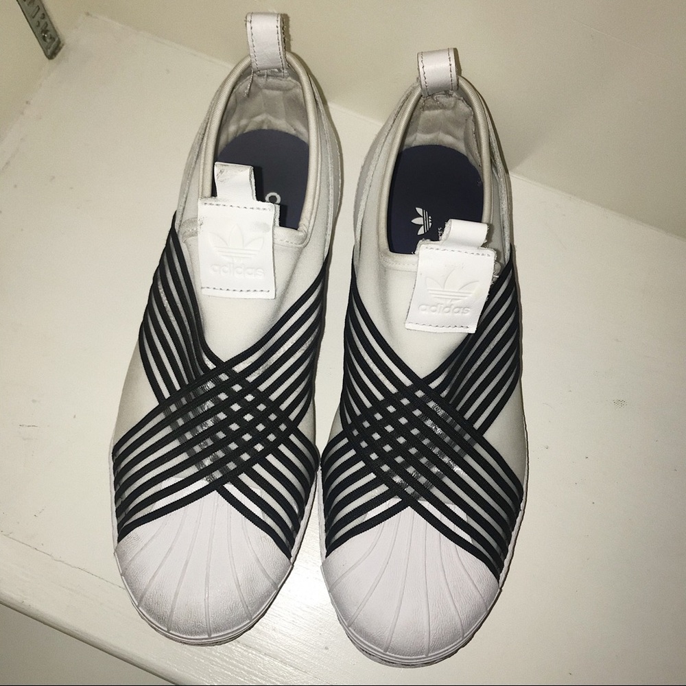 Adidas Sneakers